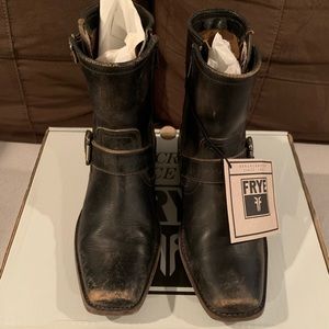 Frye Women’s Boots size 8.5 - Smith Engineer Short